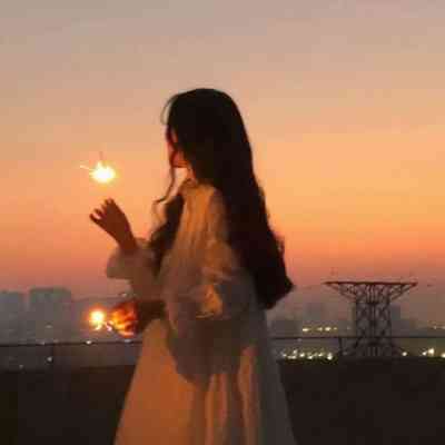 2025最火女气质头像 第12张