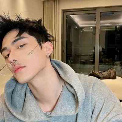 个性高冷男头像霸气 第7张